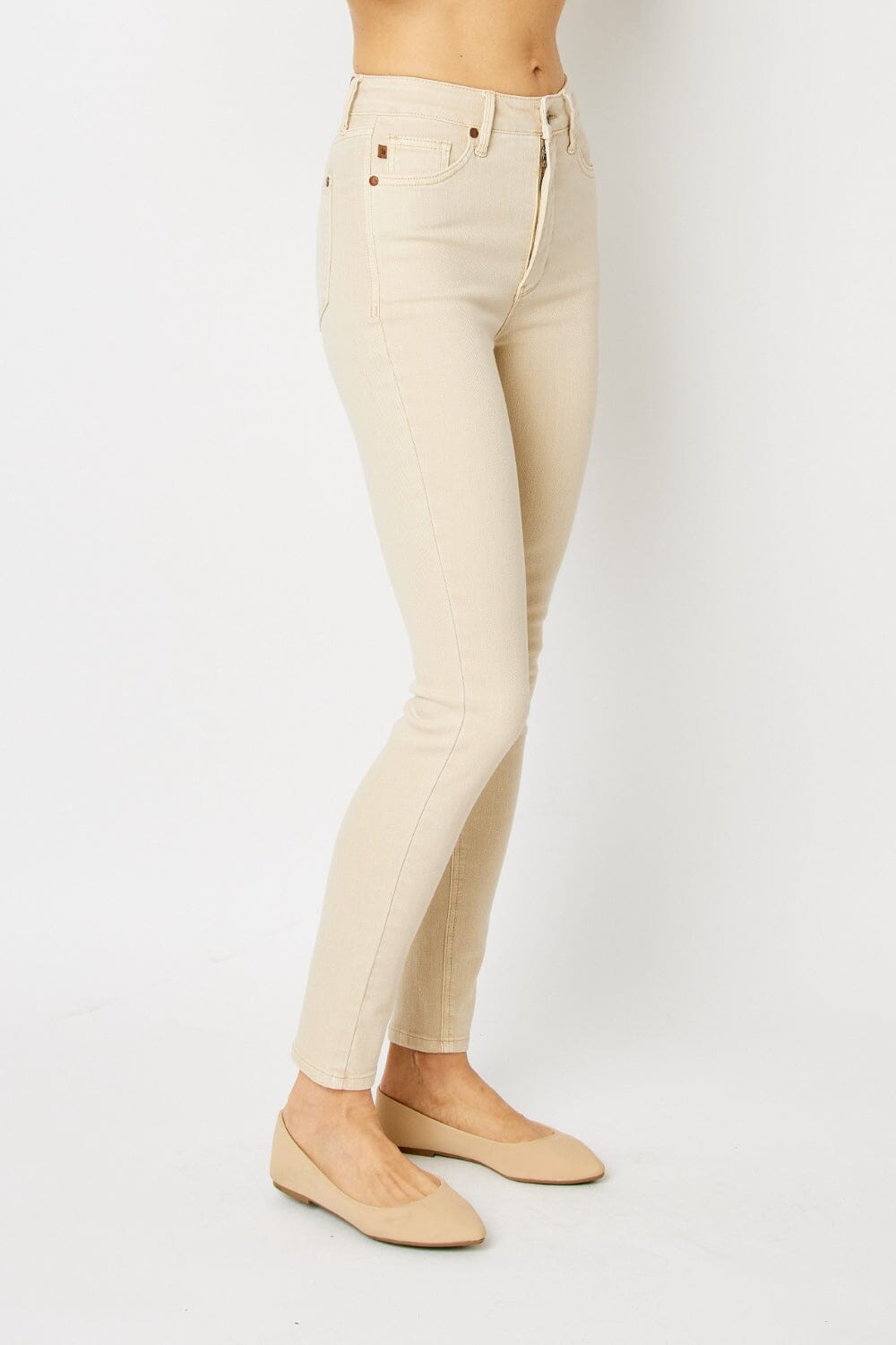 Judy Blue Bone Beige Garment Dyed Tummy Control Skinny Jeans jeans jehouze