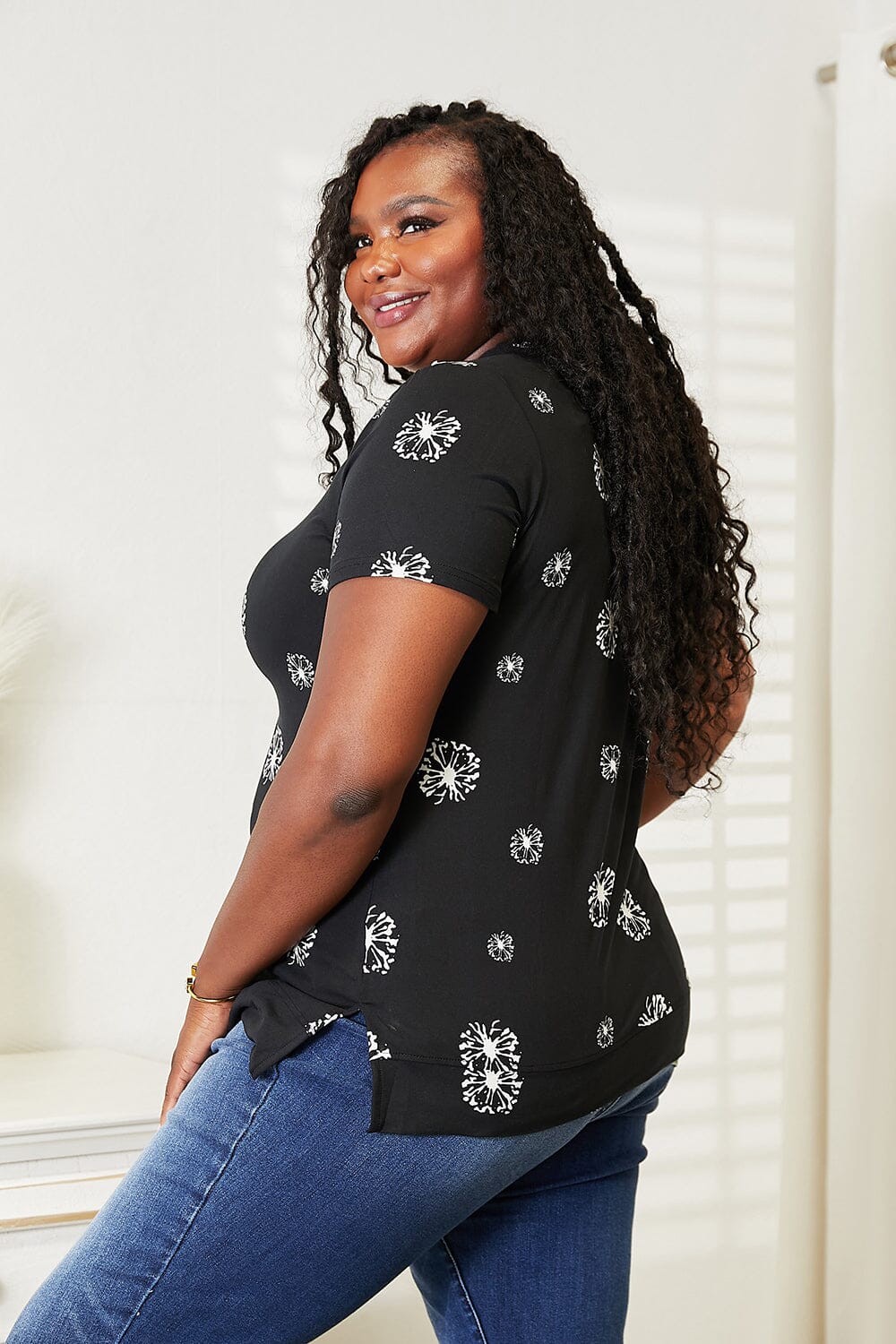Double Take Black Dandelion Print Round Neck T-Shirt Top Shirts & Tops jehouze