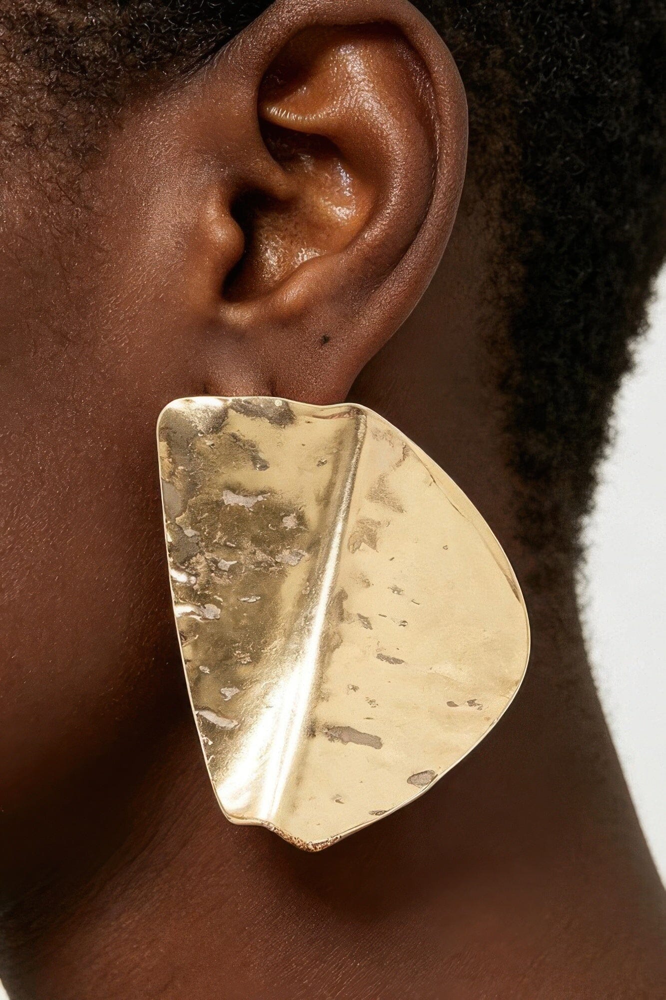 Hammered Fashion Stud Earrings Apparel & Accessories > Jewelry > Earrings jehouze Gold 