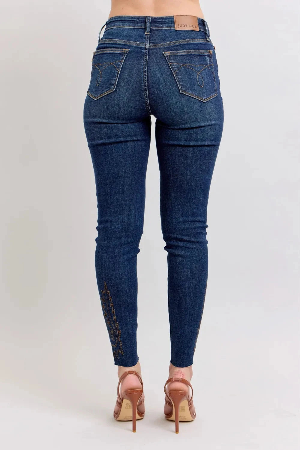 Judy Blue Plus Size Embroidered High Rise Skinny Jeans jeans jehouze 