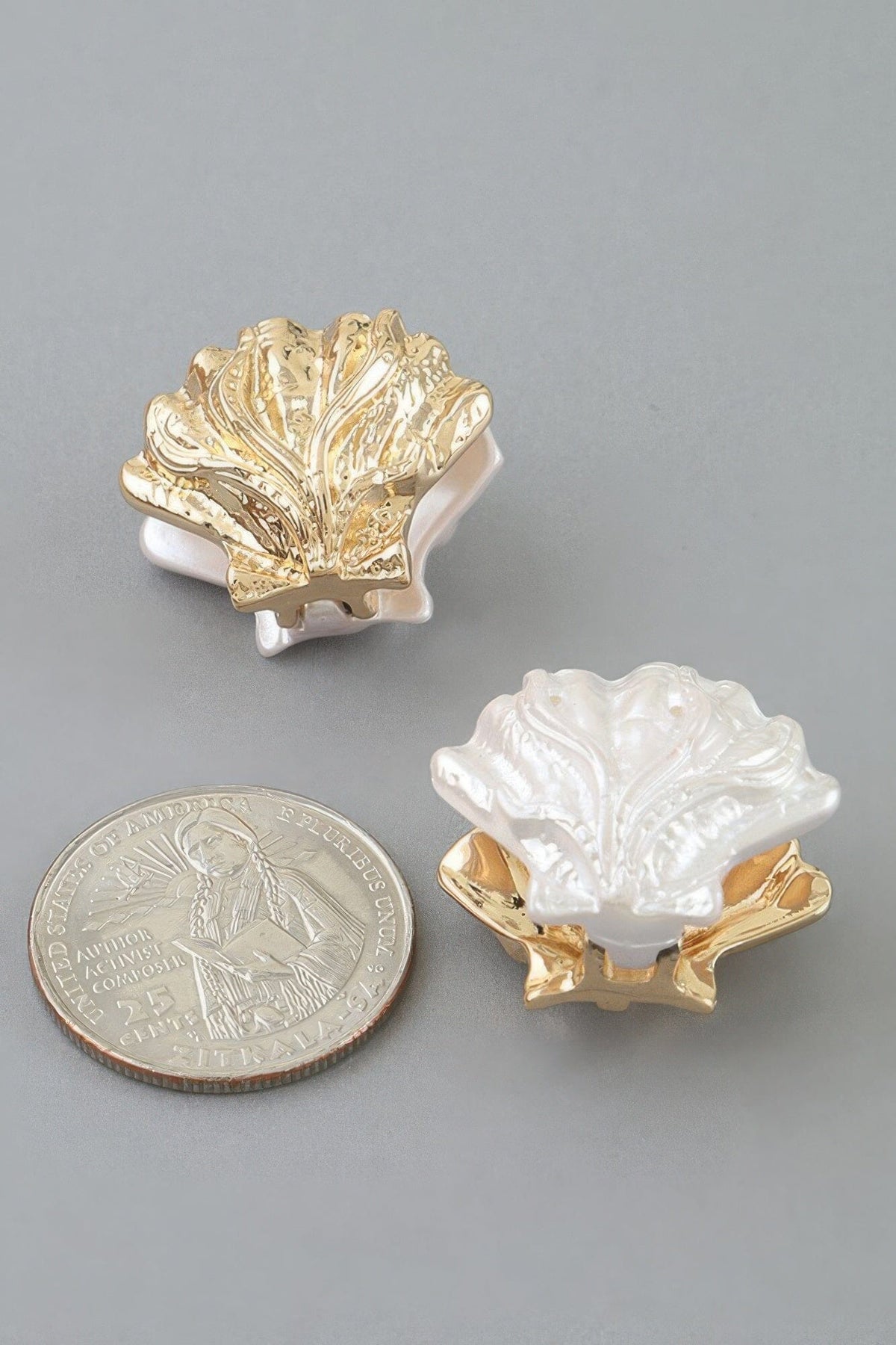 Luxury Clamshell Clasp Earrings Apparel & Accessories > Jewelry > Earrings jehouze 