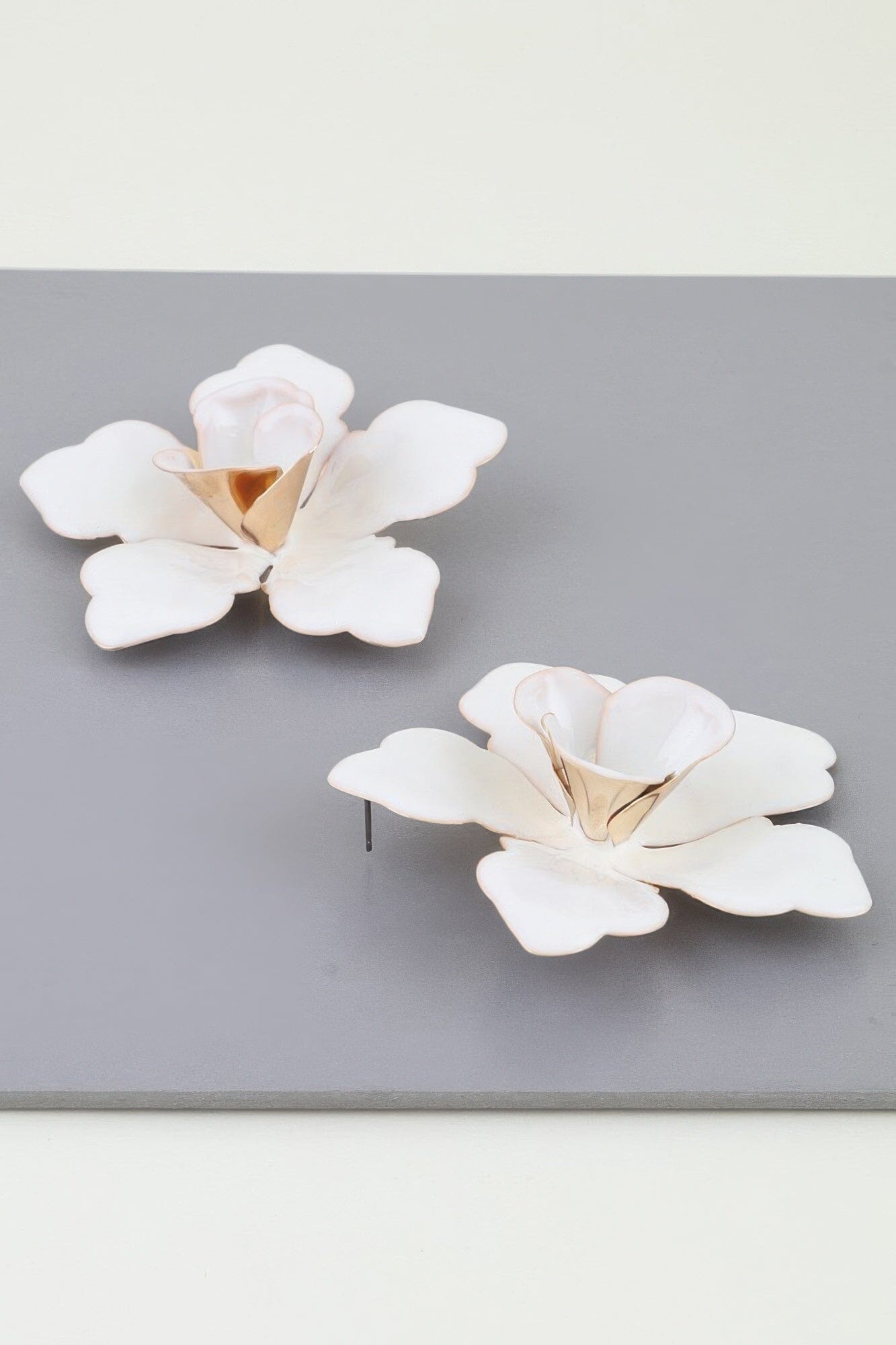 Modern Sakura Stud Earrings Apparel & Accessories > Jewelry > Earrings jehouze 