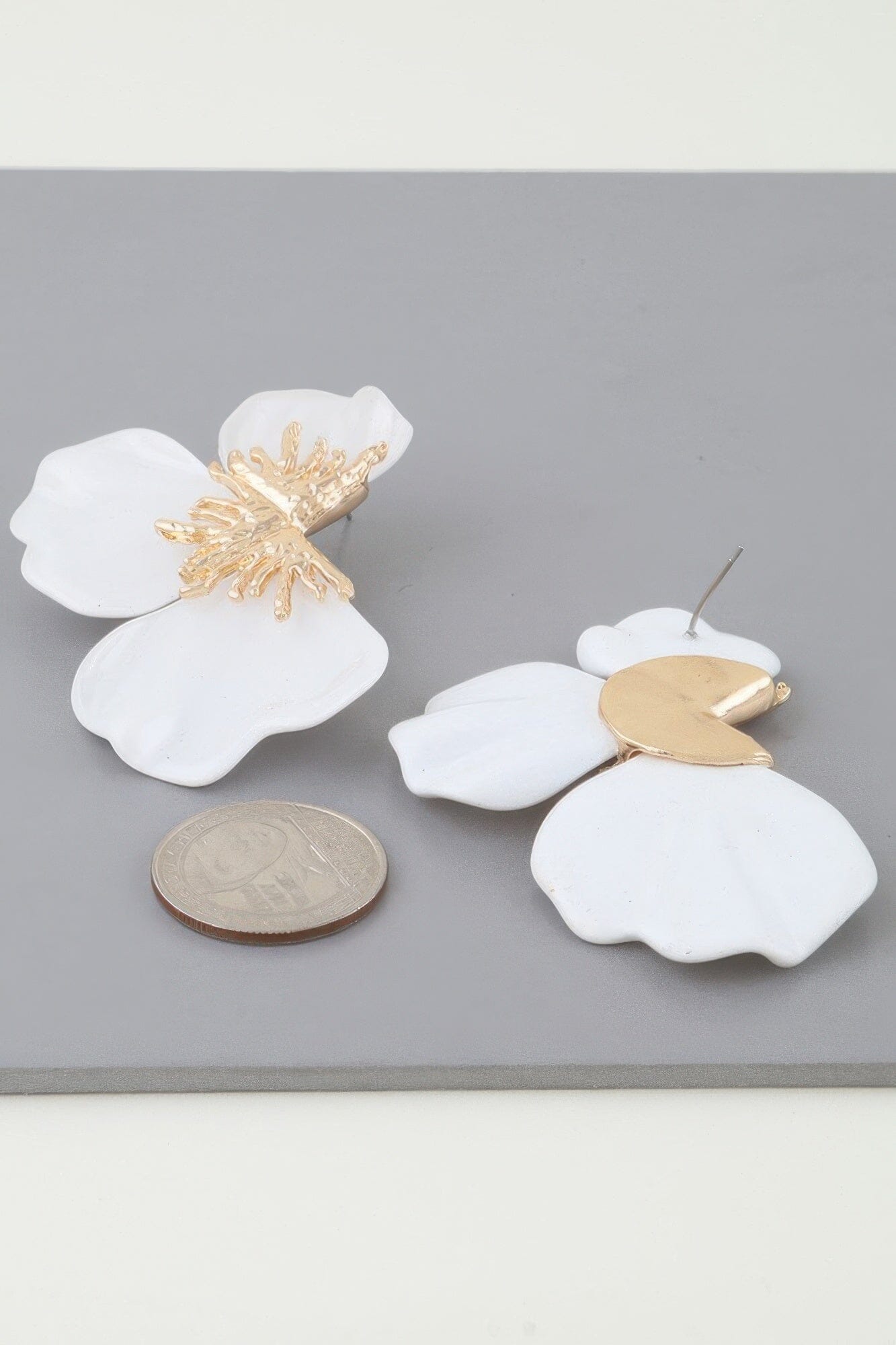 Multi Stone Scale Flower Earrings Apparel & Accessories > Jewelry > Earrings jehouze Gold White 