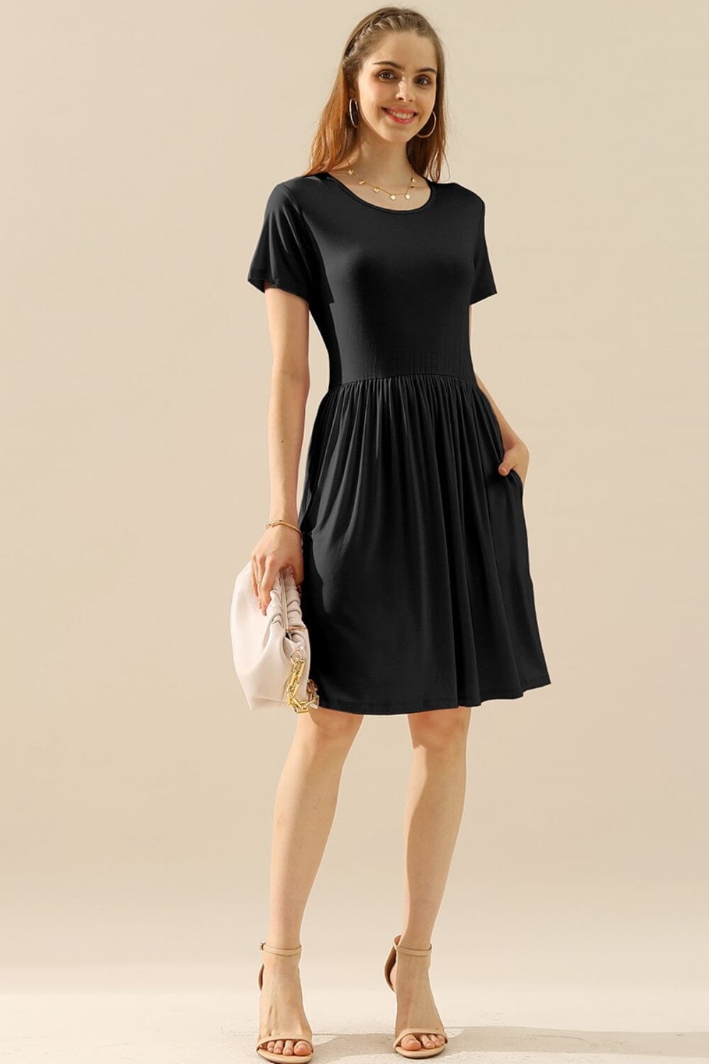 Ninexis Round Neck Ruched Dress with Pockets Dresses jehouze 