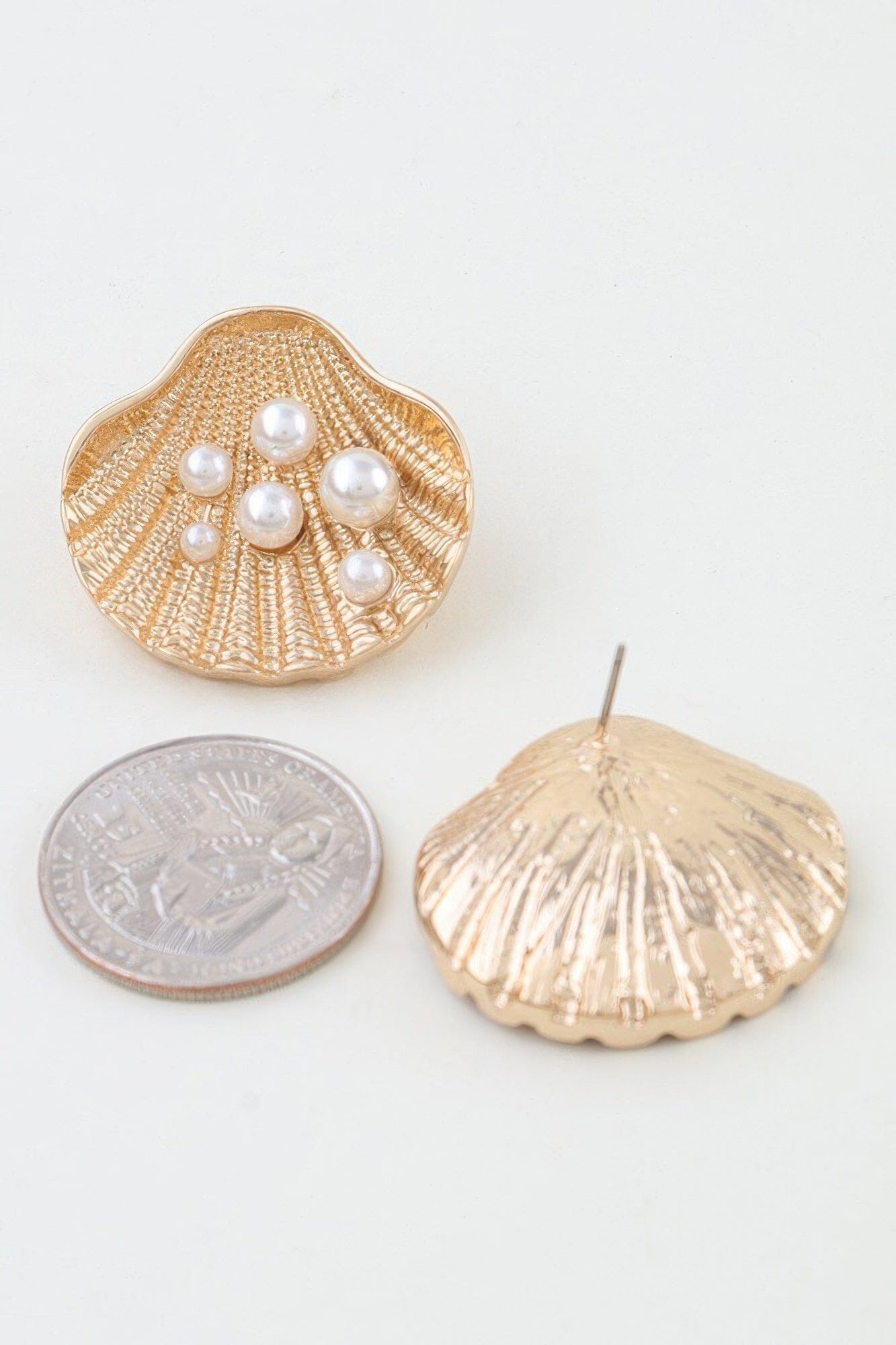 Pearl Studded Clamshell Earrings Apparel & Accessories > Jewelry > Earrings jehouze 