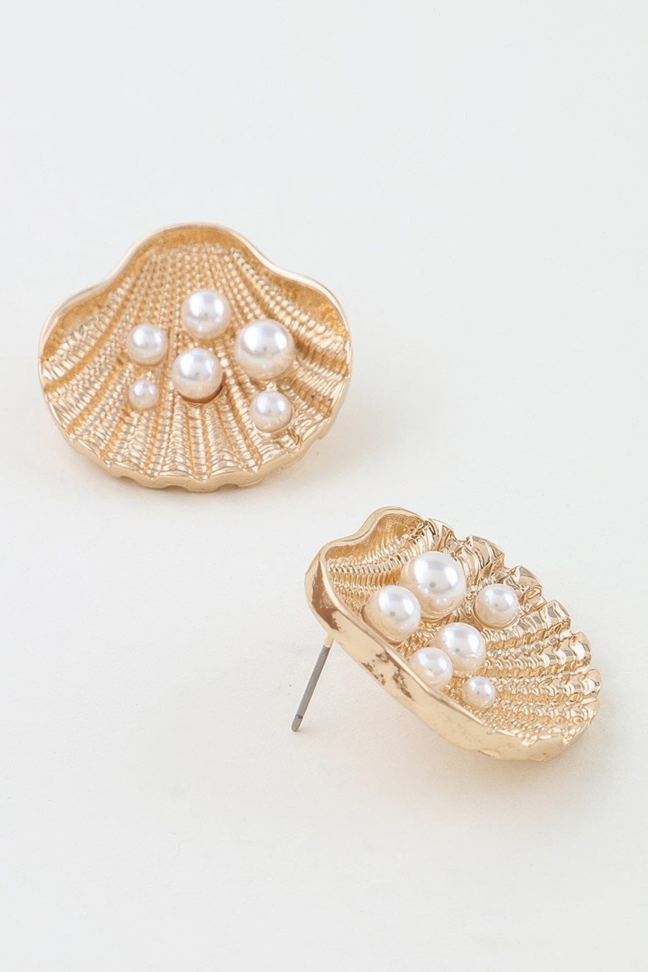 Pearl Studded Clamshell Earrings Apparel & Accessories > Jewelry > Earrings jehouze 