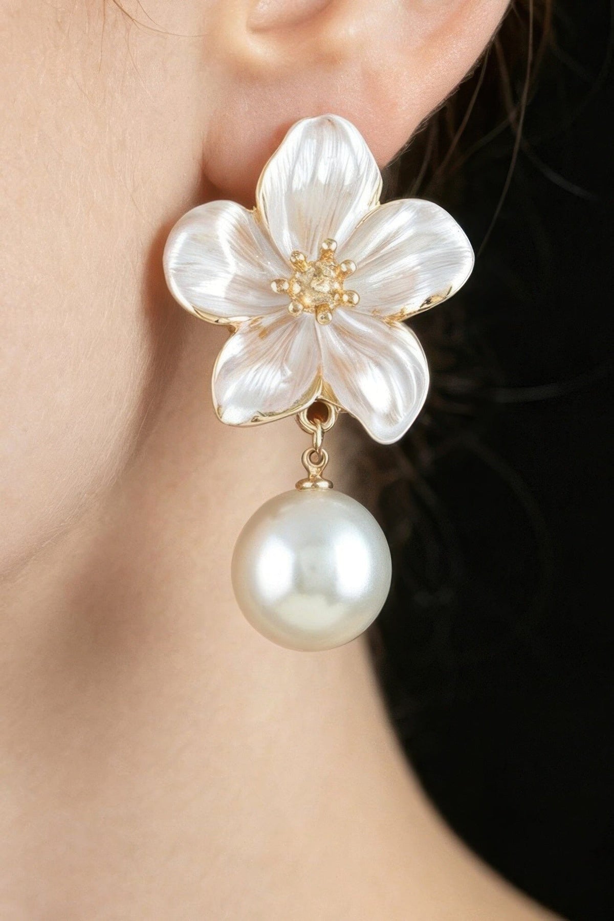 Polished Flower Pearl Drop Earrings Apparel & Accessories > Jewelry > Earrings jehouze Gold White 
