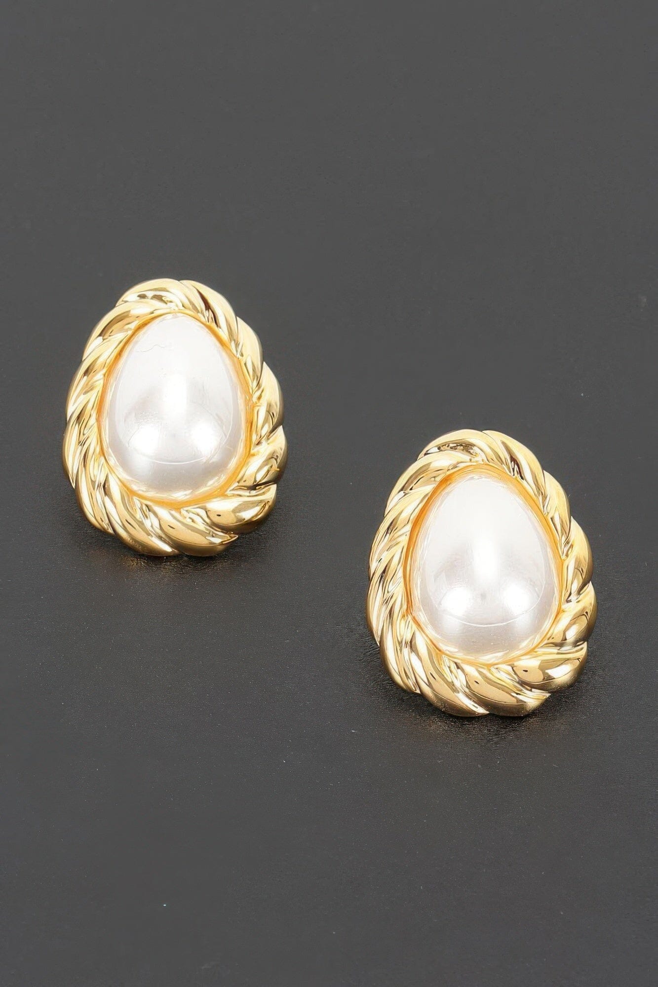 Teardrop Pearl Stud Earrings With Twisted Metal Frame Apparel & Accessories > Jewelry > Earrings jehouze 