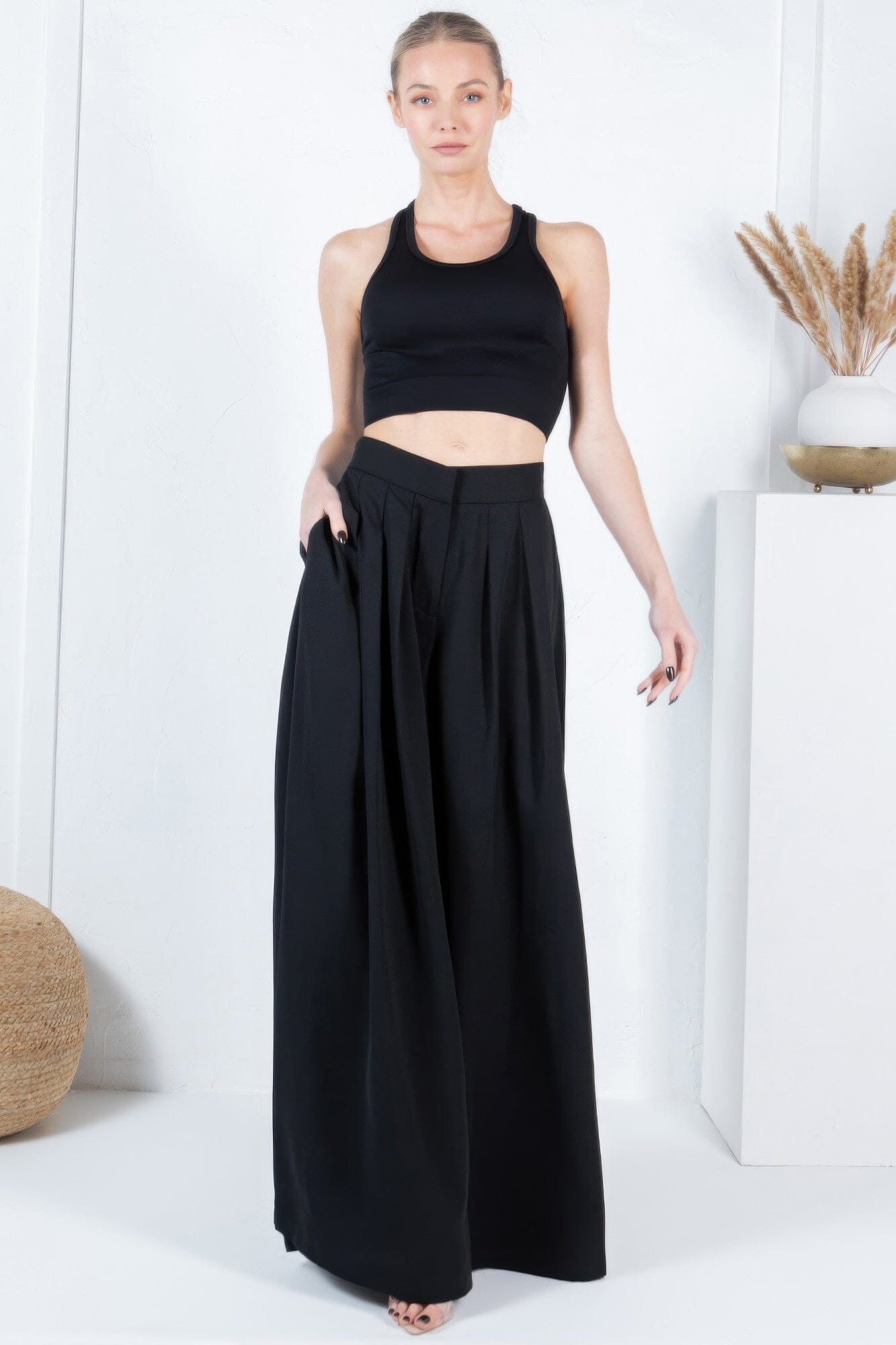 Women Large Hem Wide Leg Pleated Solid Pants Pants jehouze Black S 