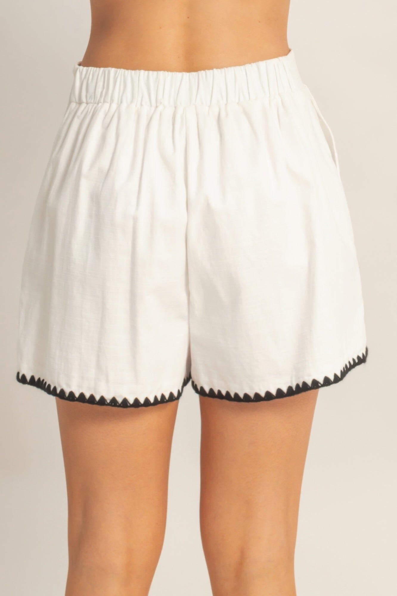 Women Scallop Trim High-waisted Shorts Shorts jehouze 