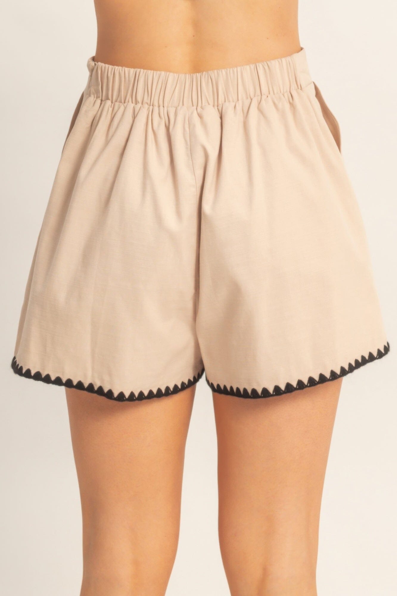 Women Scallop Trim High-waisted Shorts Shorts jehouze 