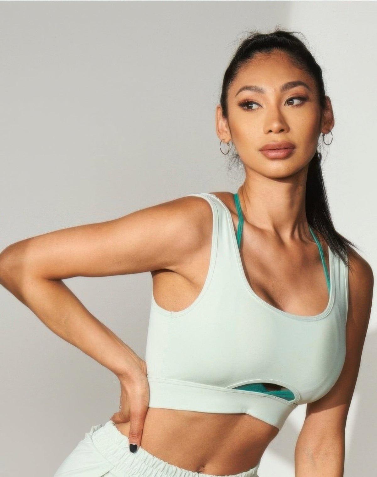 Women Sports Bra With Front Cut Out Activewear jehouze Green S 