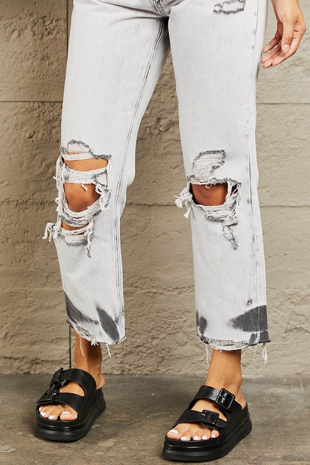 BAYEAS Light Grey Acid Wash Accent Cropped Mom Jeans jeans jehouze 