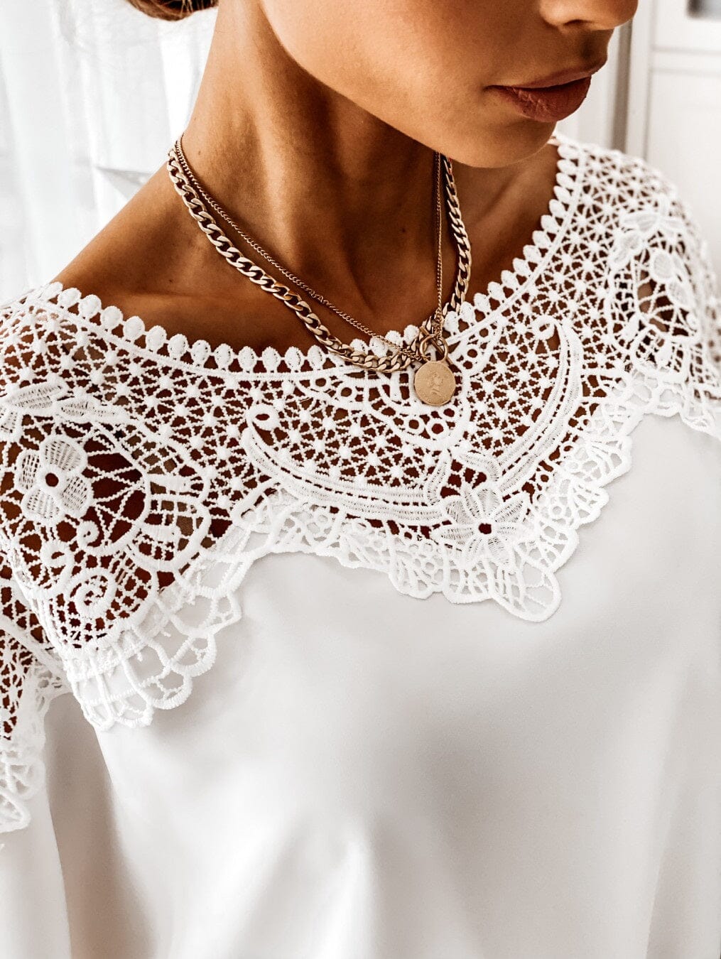 Women Summer 3/4 sleeves Crop Top Tie Front Crochet Embroidery Sexy Lace Stitching Vintage Elegant Blouse_ jehouze 